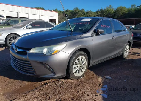 2015 Toyota Camry Le из США, поврежденный, VIN 4T1BF1FK5FU095061